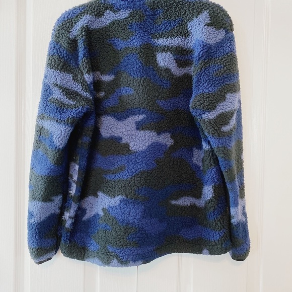 Victoria Secret Pink Blue Camo Sherpa 3/4 zip Sweater - Picture 2 of 9